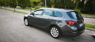 Opel Astra 2011