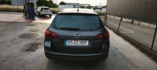 Opel Astra 2011
