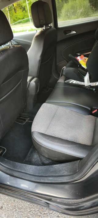 Opel Astra 2011