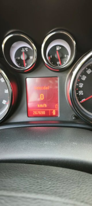 Opel Astra 2011