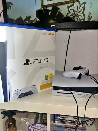 PlayStation 5 Slim da 1 TB