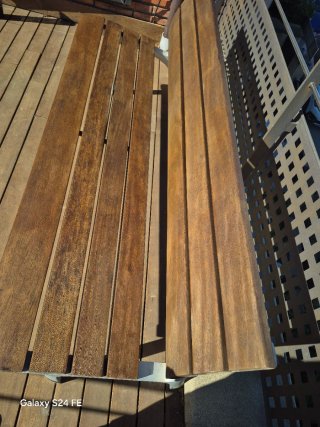 Banco exterior Iroko Santa & Cole