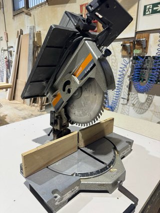 Ingletadora Legna SR300