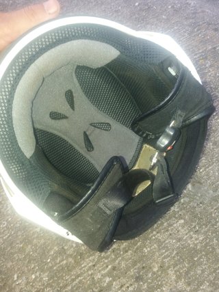 Casco de moto blanco CAN