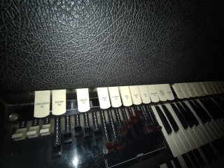 Órgano  Godwin,órgano FARFISA, va por separado