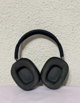 AirPods Max Space Grey