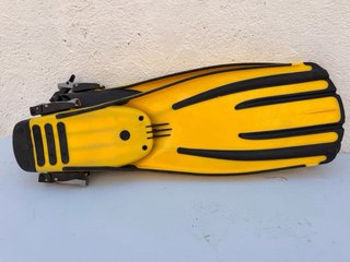 Aletas de buceo Mares Avanti Quattro 42