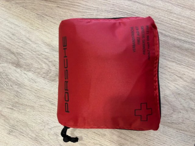 Botiquín Porsche Nuevo