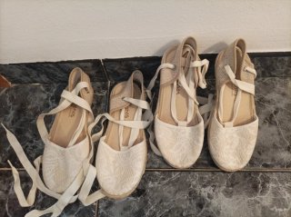 Sandali per bambina T31 e T33 con pizzo bianco
