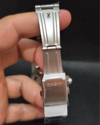 Reloj Casio Hombre Verde y Plateado