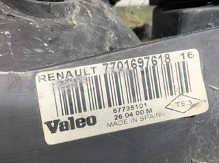 Renault 7701697618 faro derecho clio ii fase 58789