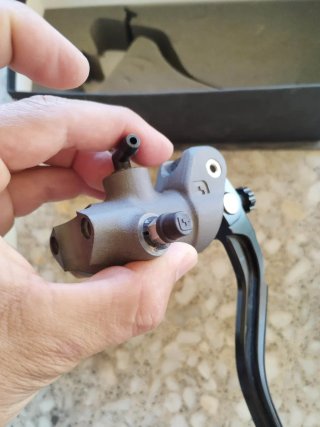 Bomba de freno Acossato delantera 19/18