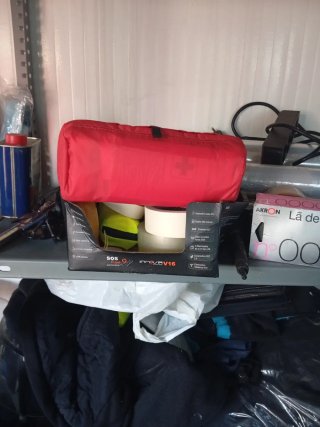 Kit primeros auxilios VW