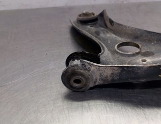 BRAZO SUSPENSION INFERIOR DELANTERO DERECHO SKODA