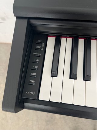 Piano Yamaha Arius YDP-145B Negro
