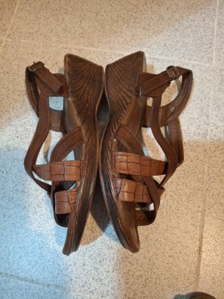2 Paia di Sandali Donna
