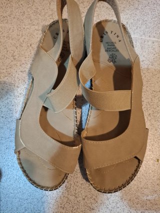 2 Paia di Sandali Donna