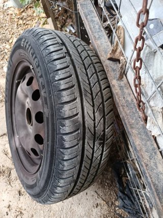 4 llanta hierro con Neumático 185/65R14