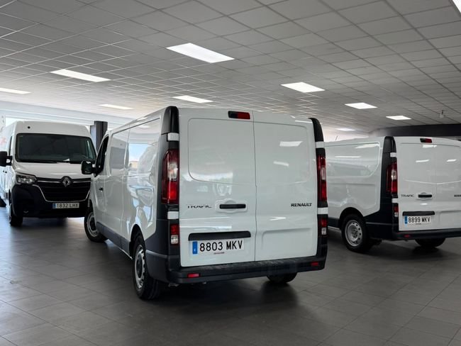 Renault Trafic 2023, foto 16