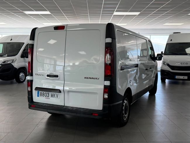 Renault Trafic 2023, foto 18