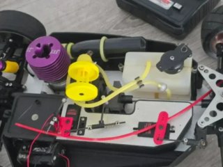 Coche RC Gasolina 1/10 54cm + Emisora BYC