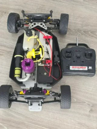 Coche RC Gasolina 1/10 54cm + Emisora BYC