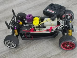 Coche RC Gasolina 1/10 54cm + Emisora BYC
