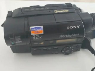 Sony Handycam CCD-TR411E Video8 XR funcionando per