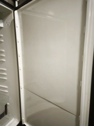 Frigorífico Siemens 70cm Ancho: cajones y estantes