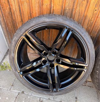 Llantas 19” negras