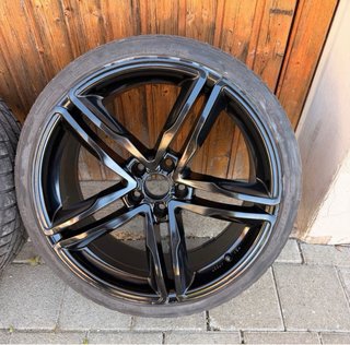 Llantas 19” negras