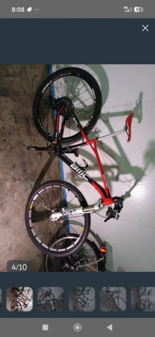 Bicicleta BMC de carbono, cuadro y bielas de carbo