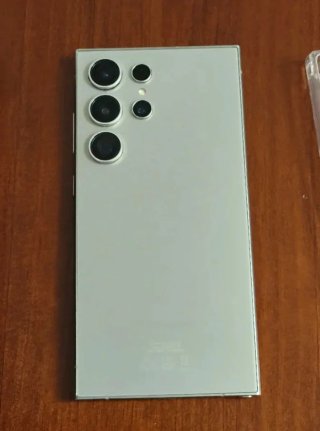 Samsung S24 Ultra 12GB e 256GB dorato + Custodia