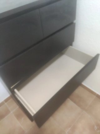 Cómoda Ikea 6 cajones negra