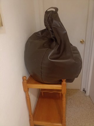 Sillón Puf Piel Sintética Marrón//REGALO CAMARERA