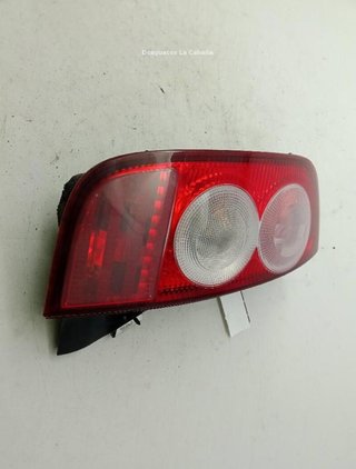 Piloto trasero izquierdo nissan 22975393 micra iii