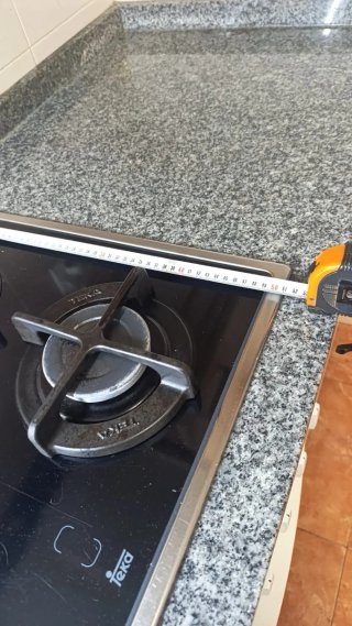 Cocina vitrocerámica y horno Teka