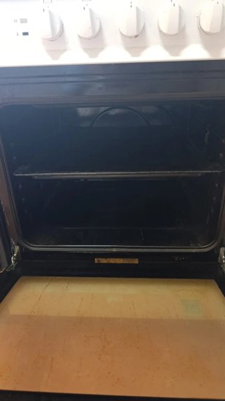 Cocina vitrocerámica y horno Teka