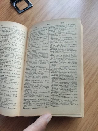 Diccionario ingles español 1933