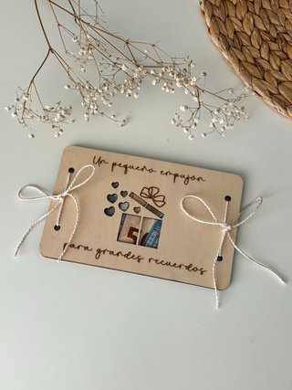 Sobre de madera para regalo