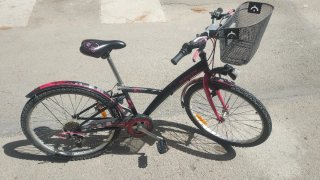 Bicicleta infantil con cesta