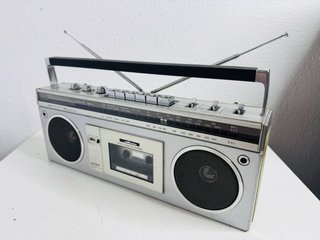 Radio Cassette Selection SRR-3000L 80s