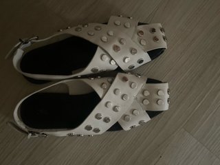 Sandali Zara Bianchi con Borchie Argento