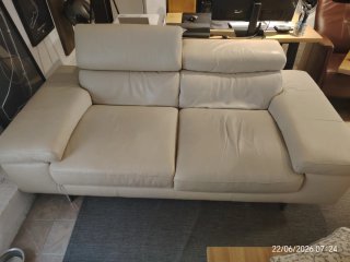 Sofá 2 plazas piel beige