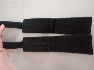 Muñequeras con anilla y mosquetón