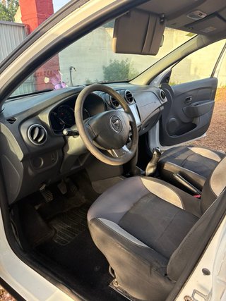 Dacia Sandero 2015
