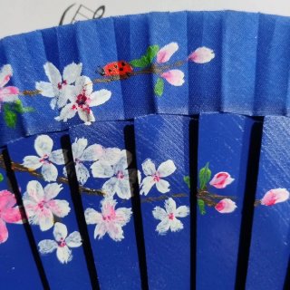 Abanicos personalizados .