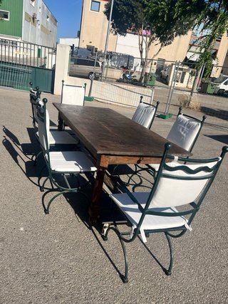 Mesa de comedor rústica con 6 sillas