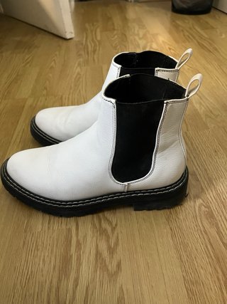 Botines blancos