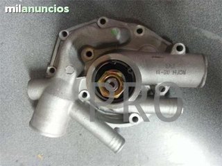 bomba de agua Renault gordini